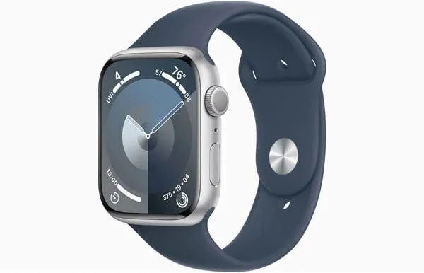 Apple Watch Series 9 GPS 45mm - Sølv aluminiumsdeksel med stormblå sportsreim - M/L